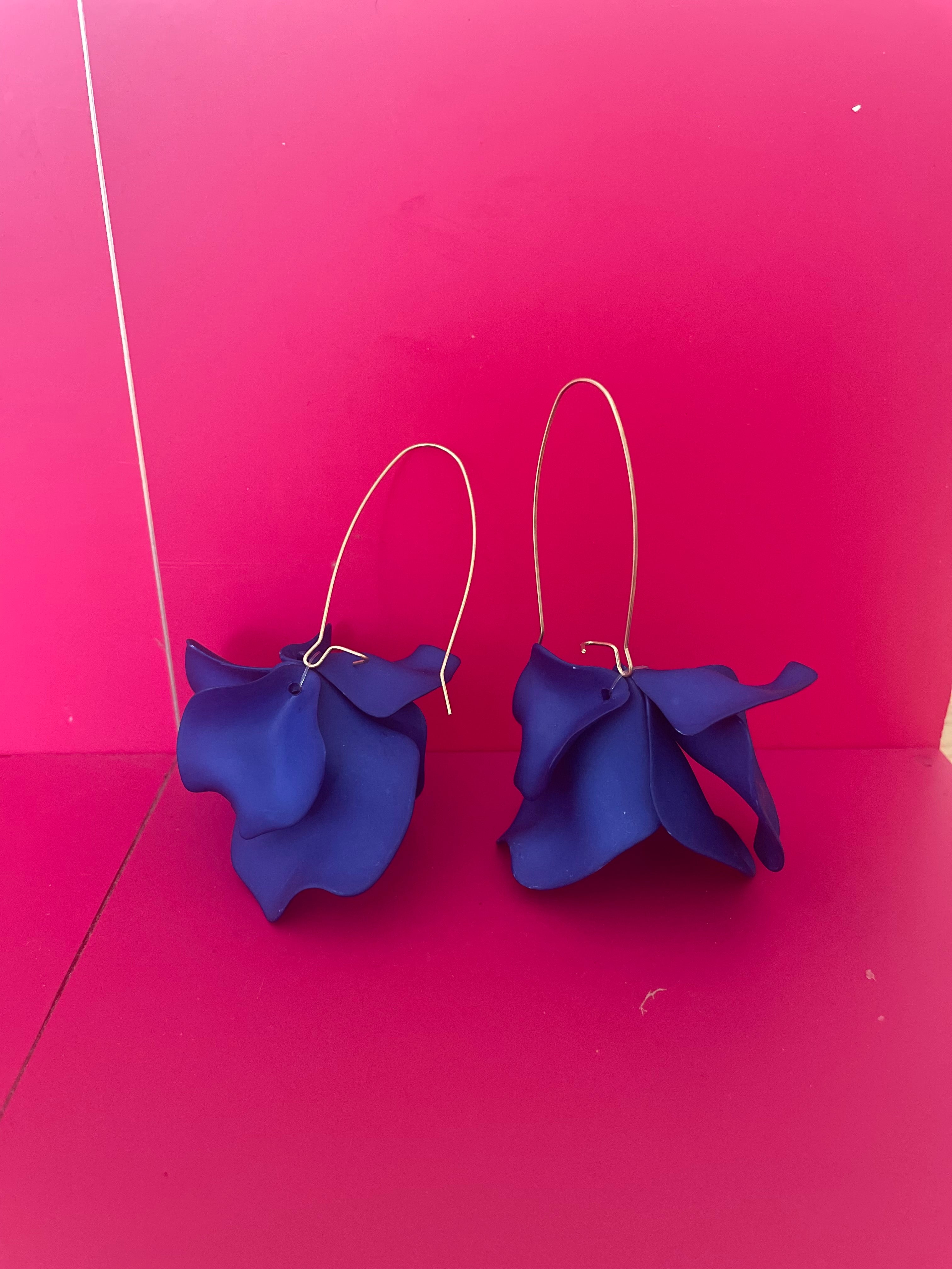 Leaf Drop earrings electric blue