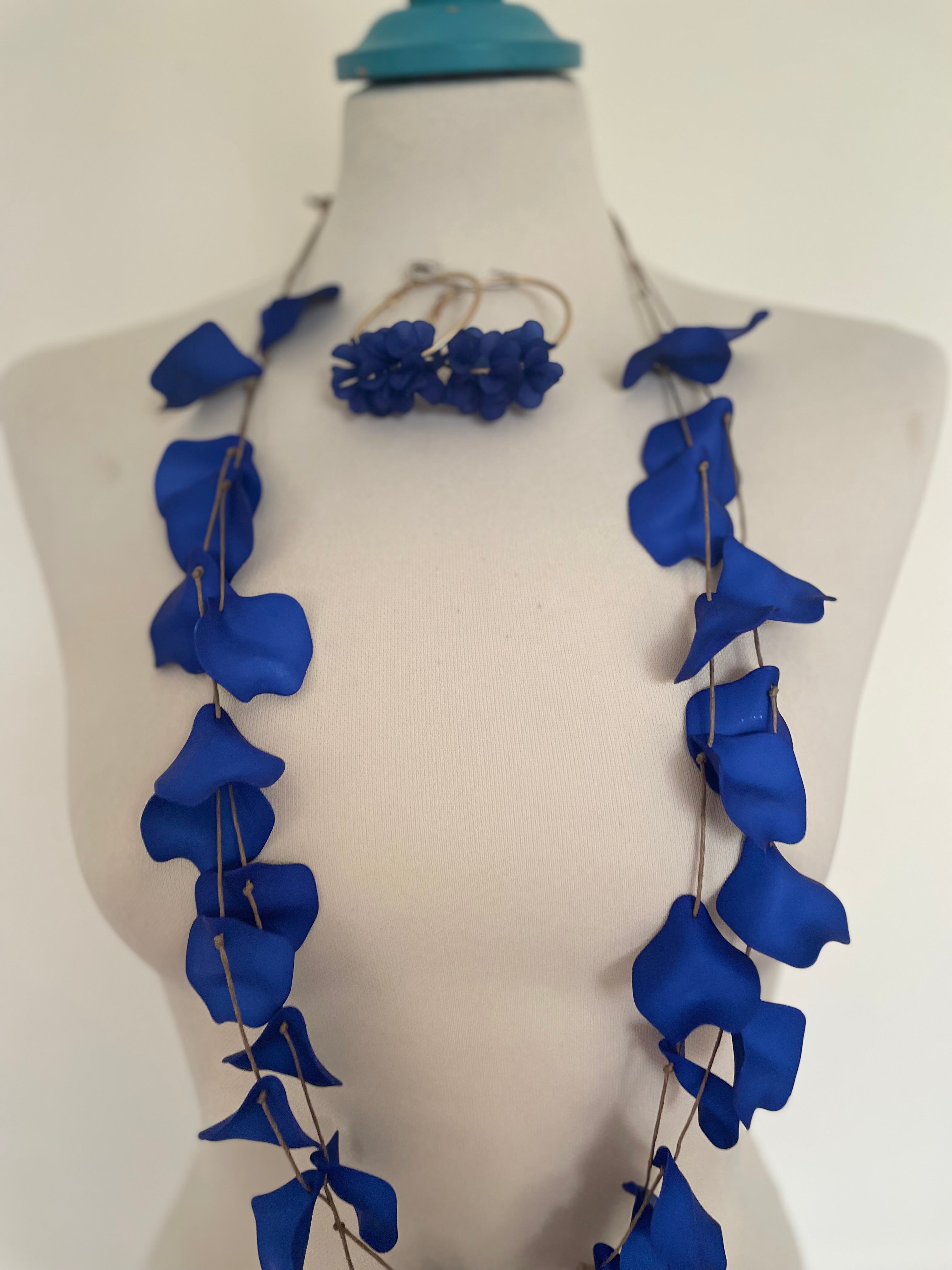 Double strand Long Leaf Necklace - electric Blue